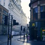 Rozwod w Anglii akcja pod McDonaldem Ask Montgomery